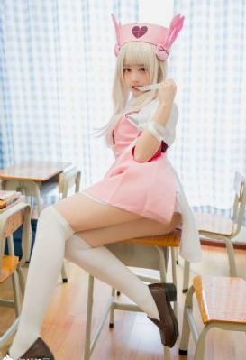 六个加油站的瑞士女孩