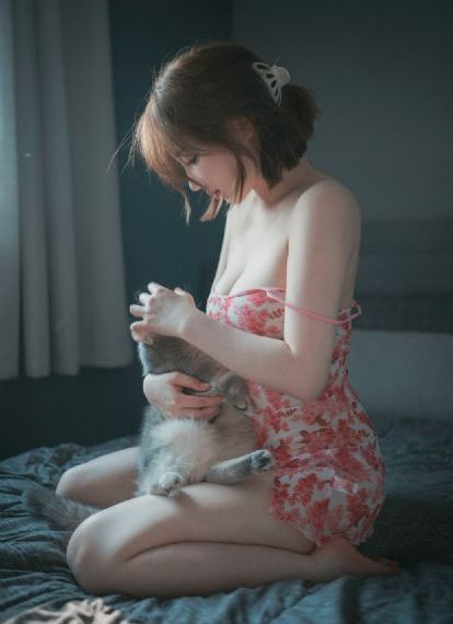 双腿固定强制电击调教高潮