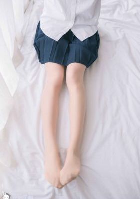 可疑的美容院免费观看