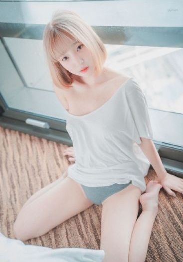 善良女秘书的目的免费观看