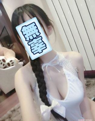 蛋糕上的草莓